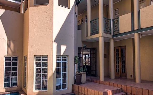 Airport Inn And Suites