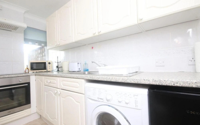 43G Medmerry Park 2 Bedroom Chalet
