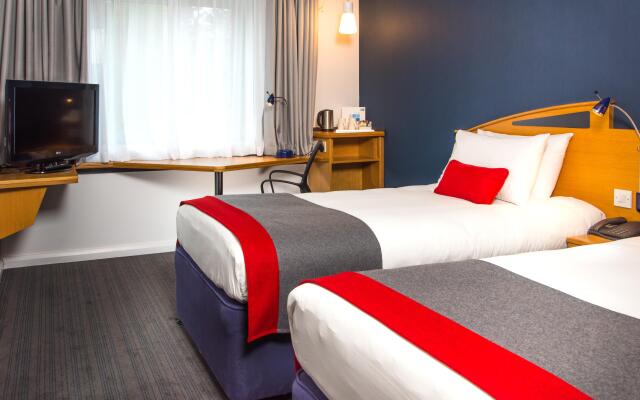 Holiday Inn Express East Midlands Airport, an IHG Hotel