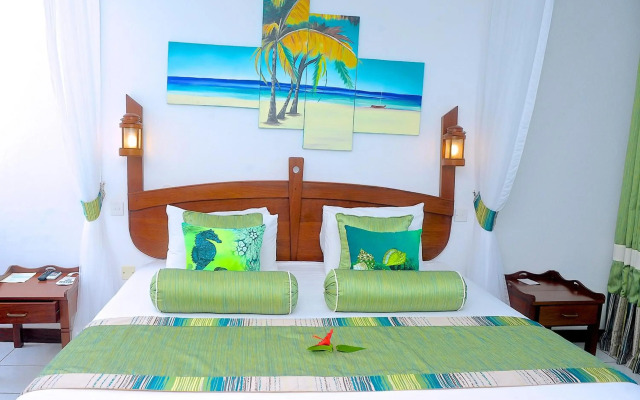 Voyager Beach Resort