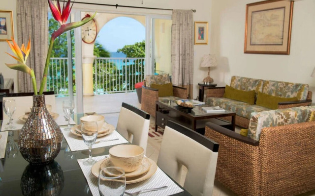 Sunny Vacation Villa 36