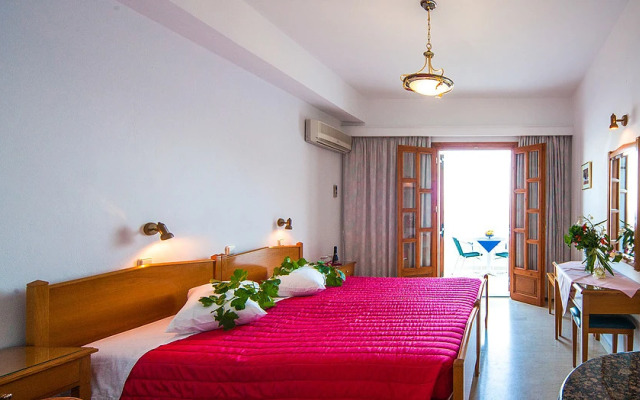 Irini'S Residence