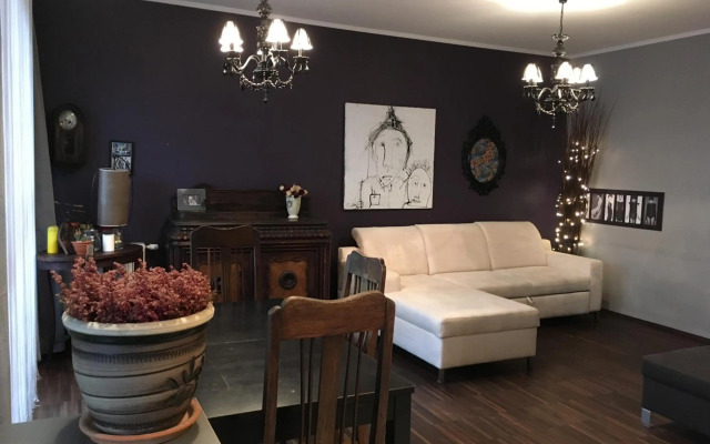 Chełmska 9, next to Olinek