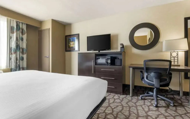 Best Western Plus Oceanside Palms Hotel