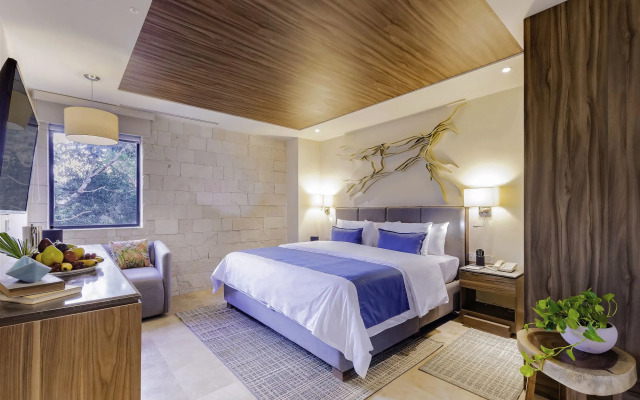 Naay Tulum Curamoria Collection