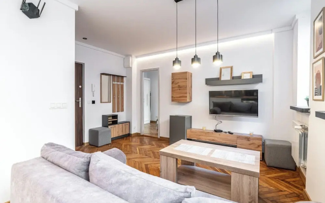 RentPlanet- Apartament Dąbrowskiego