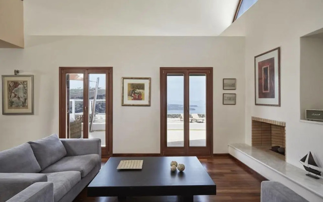 Periscope Villa