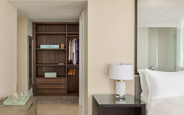The Ritz-Carlton Residences, Turks & Caicos