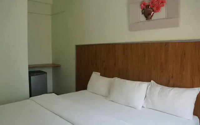 Lotels Serviced Apartments