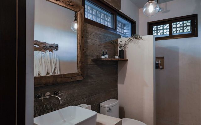 Lula Tulum, a Small Luxury Hotel