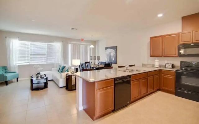 5133 Compass Bay