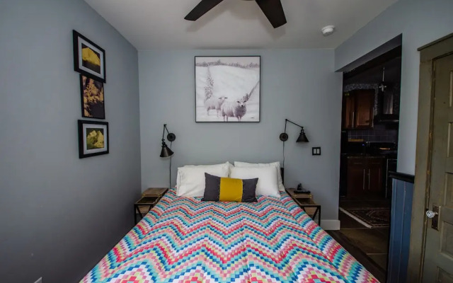 Tobacco Warehouse Inn