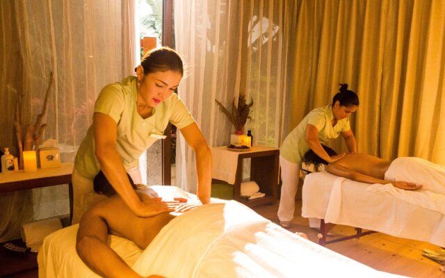 Indura Beach & Golf Resort, Curio Collection by Hilton