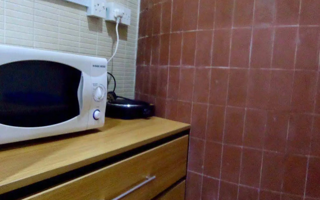 Deen Apartment Services