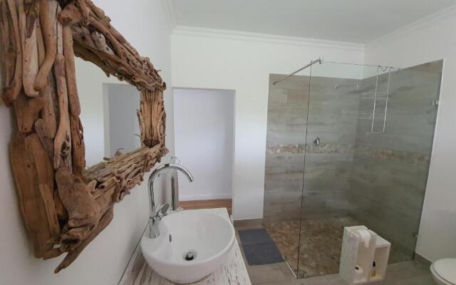 Plett57 - Self Catering - Room No2