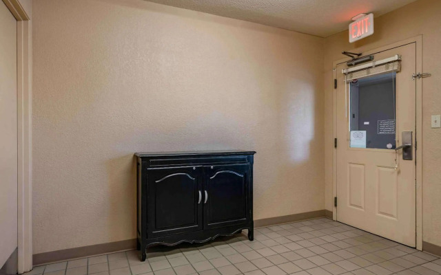 Extended Stay America Suites Lexington Nicholasville Road