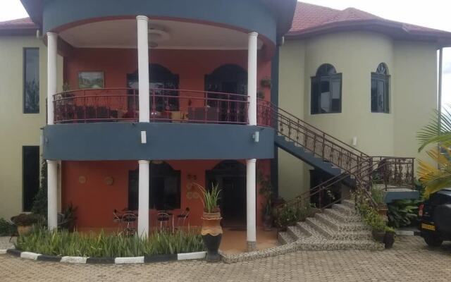 Kingsmen Suites