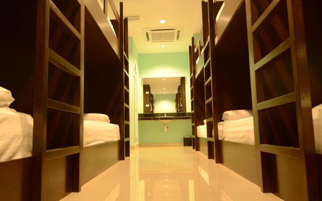 Sri Packers Hotel - KLIA