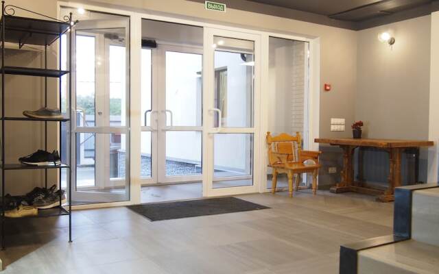 Guest House Opaliha Loft Rooms - Hostel