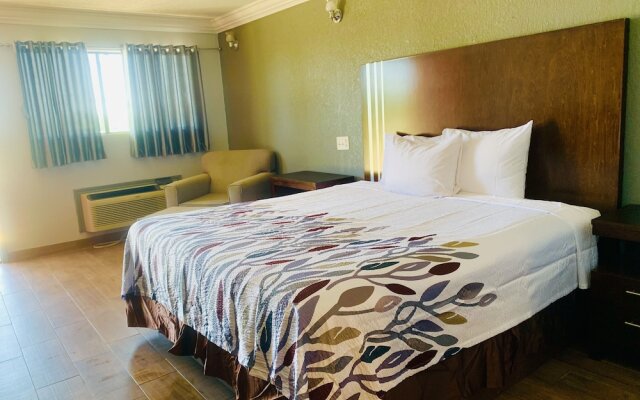 Budget Inn and Suites