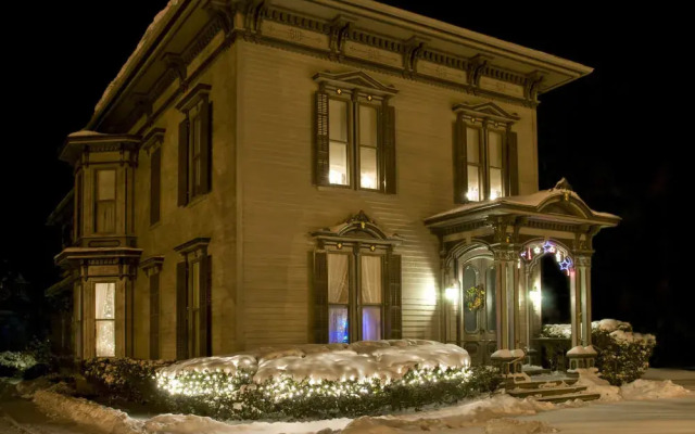 La Belle Vie Bed & Breakfast