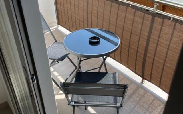 Modern City Center Apartment Saripolou 2