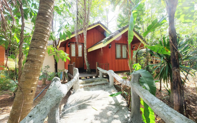 OYO 604 Ruen Mai Horm Resort