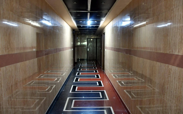 Foxoso Taj View Hotel