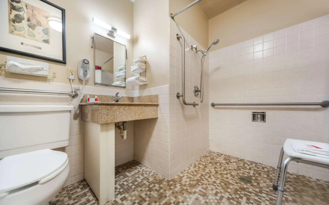 Econo Lodge Sioux Falls Empire Mall