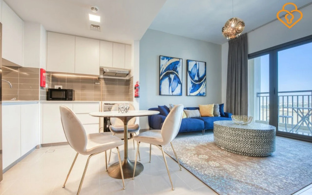 1 B/R Apt 411 Hayat Boulevard Townsquare