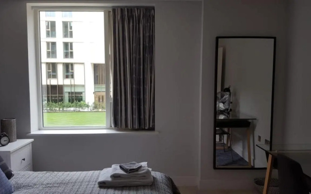 Great Northern Road Apartment