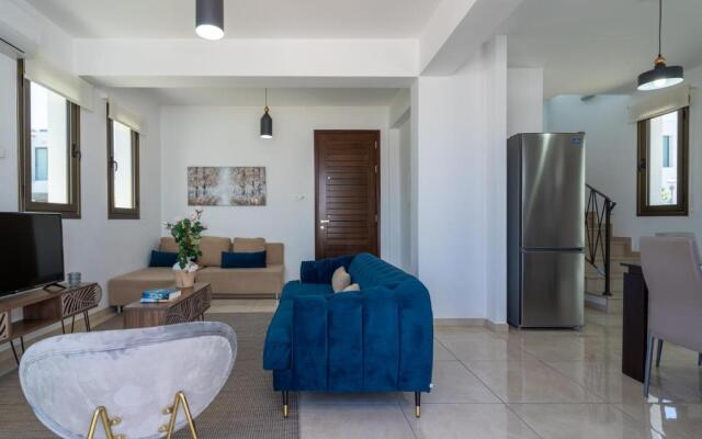 Sea La Vie 3-BR Villa in Protaras