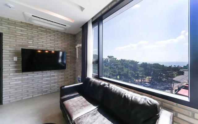 Le Idea Hotel