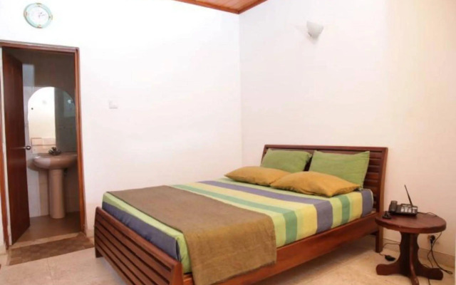 AA Circuit bungalow