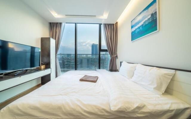 BOM HOMES- VINHOMES METROPOLIS-Service Apartment