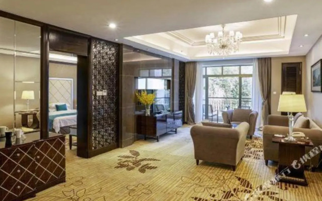 Country Garden Phoenix Hotel - Yunfu