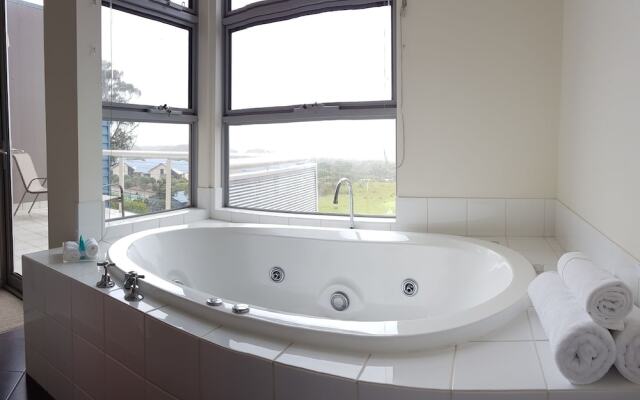 Cosy Corner Seaview Apartments