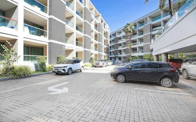 Elegant 2BR Apartment RGN B411 in Laguna