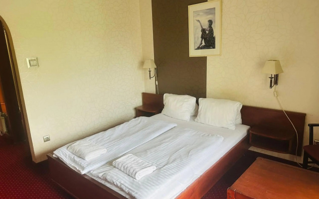 Amadeus Hotel