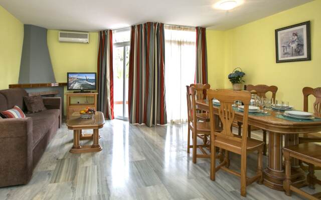 Apartamentos Ona Campanario