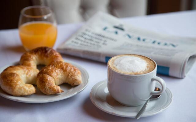 Grand Petit Casa Hotel
