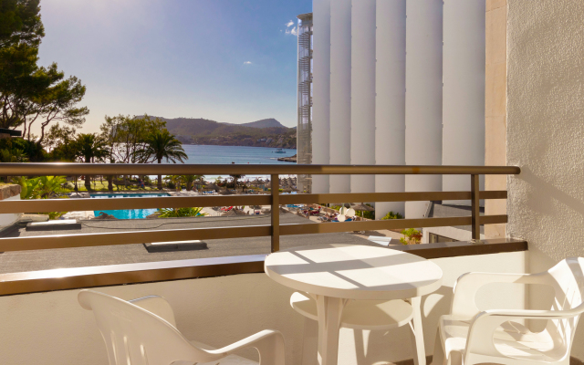 Отель Vibra Beverly Playa