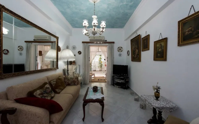 Garden Central Athinian Apartments