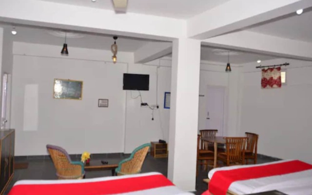 Goroomgo Hotel Aqua Waterfall Dharamsala