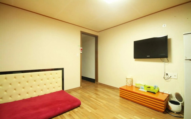 Geojedo Park Munsu Pension