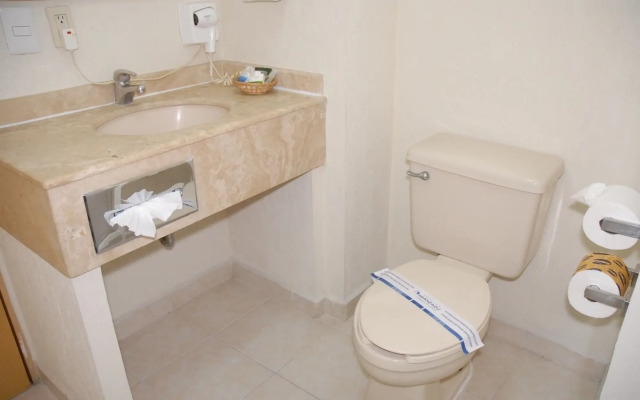 Aranzazu Plaza Kristal Aguascalientes
