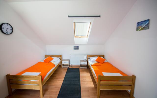 Hotel & Hostel Zagreb