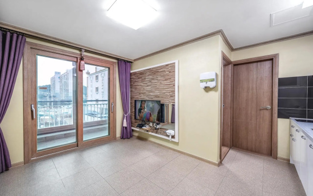 Yeosu Junghyun Pension