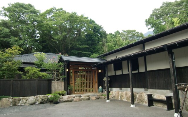 Oita Ken·Yufuin Onsen Hoshifuruyado Seian