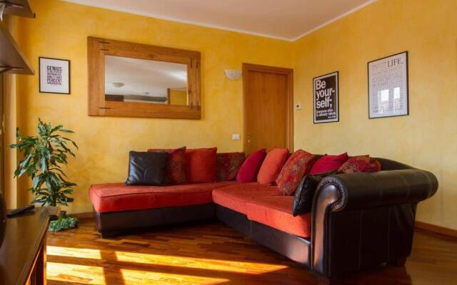 Bright house with 2 bedrooms & a unique terrace